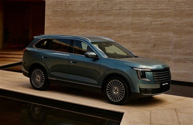 نسل جدید فیدیلیتی عرضه شد؛ آغاز پیش‌فروش شاسی بلند بنزینی جتور X70L در چین منبع سایت خودرو بانک