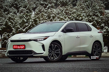 تفاوت‌های کلیدی تویوتا bZ4X نسخه Pro و Max: مقایسه کامل امکانات و ویژگی‌ها وارداتی برساوش منبع سایت خودرو بانک