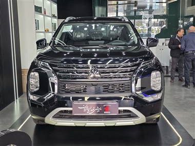 تکمیل وجه خودرو میتسوبیشی اوتلندر مدل 2023 در نمایندگی تلاش خودرو ایرانیان منبع سایت خودرو بانک