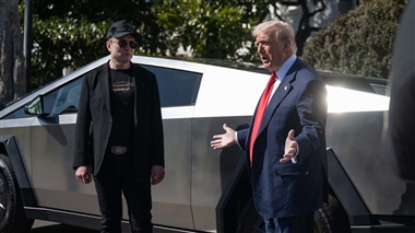 آیا تسلا می‌تواند از دست ایلان ماسک جان سالم به درببرد؟ منبع سایت خودرو بانک