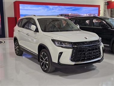 معرفی FMC T5 Plus: به‌روزرسانی کراس‌اوور فردا موتور در نمایشگاه خودرو تهران + عکس منبع سایت خودرو بانک