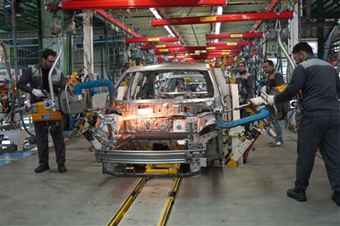 رشد تولید فردا موتورز در 10 ماهه 1403؛ عبور از چالش‌ها با تولید بیش از 12 هزار دستگاه خودرو منبع سایت خودرو بانک