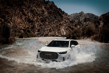 رونمایی از LUCANO L8 در شیراز؛ لوکس‌ترین محصول مکث موتور معرفی خواهد شد منبع سایت خودرو بانک