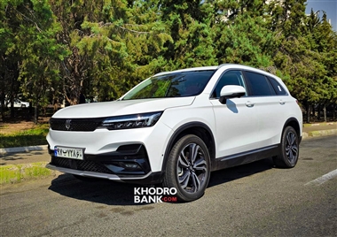 رودشو و تست درایو خودرو اسکای ول ET5 در نیایش مال تهران منبع سایت خودرو بانک