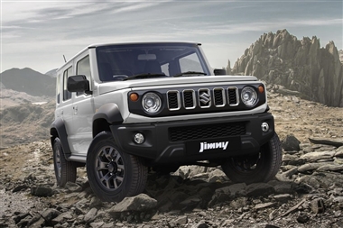 قیمت جدید سوزوکی جیمنی 5 درب اعلام شد | افزایش 290 میلیون تومانی در اردیبهشت 1404 منبع سایت خودرو بانک