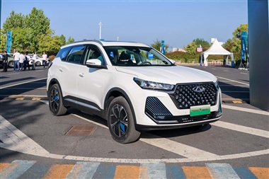 شرایط فروش محصولات فونیکس: آغاز فروش نقد و اقساط با تسهیلات ویژه + جدول شهریور 1403 منبع سایت خودرو بانک