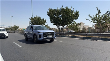 فروش نسخه بنزینی فونیکس تیگو 9 به زودی آغاز می‌شود؛ بررسی جامع پرچمدار جدید چری در ایران منبع سایت خودرو بانک