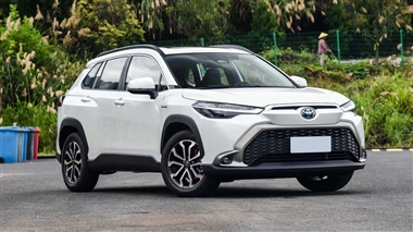 اعلام قیمت نهایی تویوتا کرولا کراس و فرانتلندر در مرداد 1404 توسط الماس خودرو نامی + جدول منبع سایت خودرو بانک