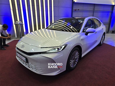 رونمایی تویوتا کمری 2025 در ایران؛ ترکیب قدرت و بهره‌وری با موتور هیبریدی + فیلم و عکس منبع سایت خودرو بانک