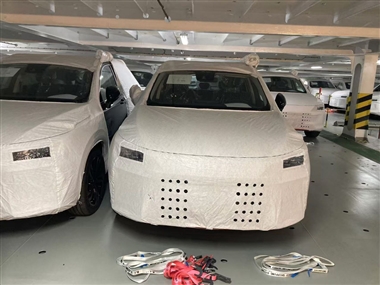 ارسال اولین محموله اسکای ول HTi هیبریدی به ایران با کاورهای محافظتی ویژه + عکس منبع سایت خودرو بانک