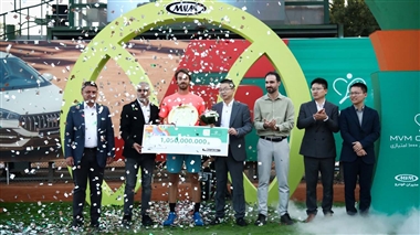 فینال مسابقات تنیس آزاد ام وی ام؛ بزرگترین تورنمنت تنیس کشور برگزار شد + عکس منبع سایت خودرو بانک