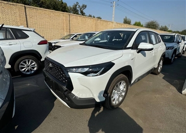 ورود محموله جدید تویوتا کرولا کراس هیبرید وارداتی شرکت برساوش به ایران + عکس منبع سایت خودرو بانک