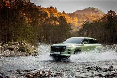 عبور لوکانو L7 از مازیچال؛ آزمون توانمندی در مسیرهای چالش برانگیز منبع سایت خودرو بانک