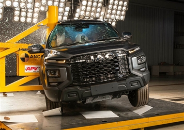 خودروی KMC T9 موفق به کسب ۵ ستاره ایمنی از ANCAP شد منبع سایت خودرو بانک