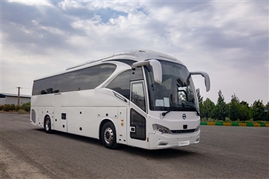 پلاک‌گذاری و آغاز تحویل اتوبوس وی‌آی‌پی 27 نفره سروش موتور ایویکو به بازار منبع سایت خودرو بانک