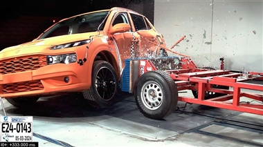 نتایج تست تصادف ری را منتشر شد، ایمن ترین کراس‌اوور ملی ایران خودرو + ویدیو منبع سایت خودرو بانک