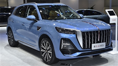 نسخه جدید و مجهز هونگچی HS5 به روسیه رسید منبع سایت خودرو بانک