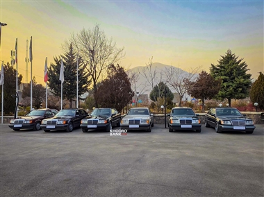 تجلیل از میراثی ماندگار؛ تور باشکوه مرسدس بنز W124 در چهل سالگی افسانه‌ "کپل" منبع سایت خودرو بانک