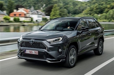 فروش تویوتا راوفور 2025 در ایران آغاز شد: تحویل فوری با اقساط 4 ساله + جدول مرداد 1404 منبع سایت خودرو بانک