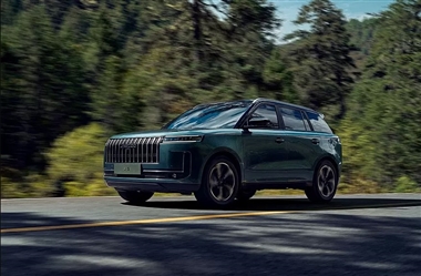 تصاویر جدید از جیکو J5 منتشر شد، لوکانو L5 در راه روسیه و ایران منبع سایت خودرو بانک