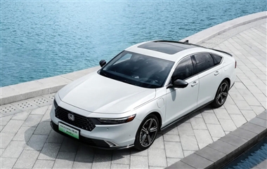 آغاز عرضه هوندا آکورد PHEV 2025؛ بررسی فنی، قیمت و شرایط فروش معین خودرو + جدول بهمن 1404 منبع سایت خودرو بانک