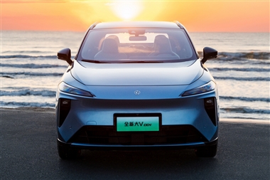 آغاز فروش ونوسیا وی آنلاین فیس‌لیفت در چین منبع سایت خودرو بانک