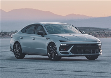 هیوندای سوناتا 2025 با هرمس خودرو وارد بازار ایران می شود + کاتالوگ منبع سایت خودرو بانک