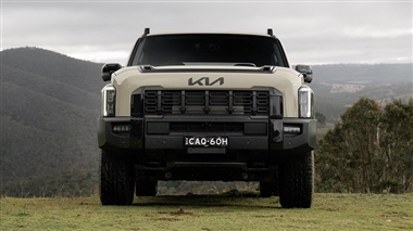 کیا تاسمان جدید قصد رقابت با فورد رنجر رپتور را دارد منبع سایت خودرو بانک