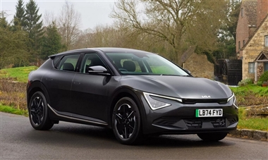 بررسی کیا EV6 مدل 2025: یک فیس‌لیفت بهتر از همیشه منبع سایت خودرو بانک