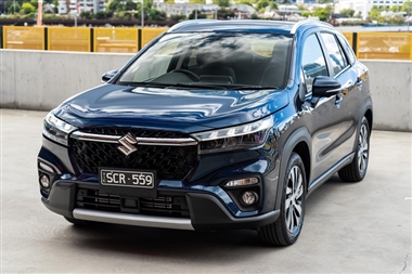 شاسی بلند سوزوکی اس کراس همچنان عرضه خواهد شد منبع سایت خودرو بانک