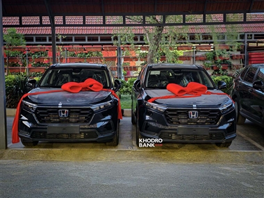 آغاز تحویل خودروهای هوندا به جانبازان توسط آذریوردسال؛ کاهش قیمت و حل مشکلات شماره‌گذاری​ منبع سایت خودرو بانک