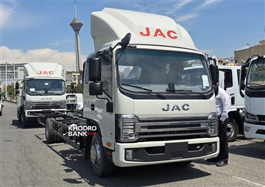 کامیونت 12 تنی با دنده اتوماتیک از راه رسید + تصاویر اختصاصی منبع سایت خودرو بانک