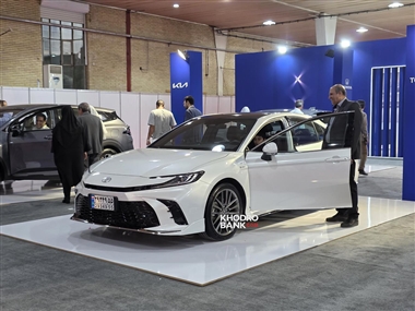 عرضه محصولات تویوتا در منطقه آزاد ارس؛ فروش فرانت‌لندر هیبرید، کمری هیبرید و راو4 + جدول آبان 1404 منبع سایت خودرو بانک