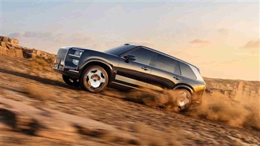 خودرو Zeekr 9X در بازار چین عرضه شد؛ رقیب سرسخت شاسی بلندهای لوکس منبع سایت خودرو بانک