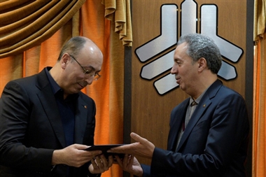 علی شیخ‌زاده به عنوان مدیرعامل جدید گروه خودروسازی سایپا معرفی شد منبع سایت خودرو بانک