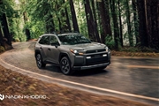 ورود تویوتا RAV4 AWD به ایران توسط نادین خودرو؛ گام تازه در بازار کراس‌اوورهای وارداتی